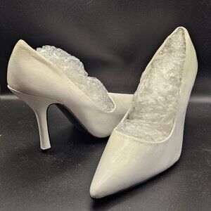 Chinese Laundry White Pointed Toe Stiletto Heels – Size 7.5